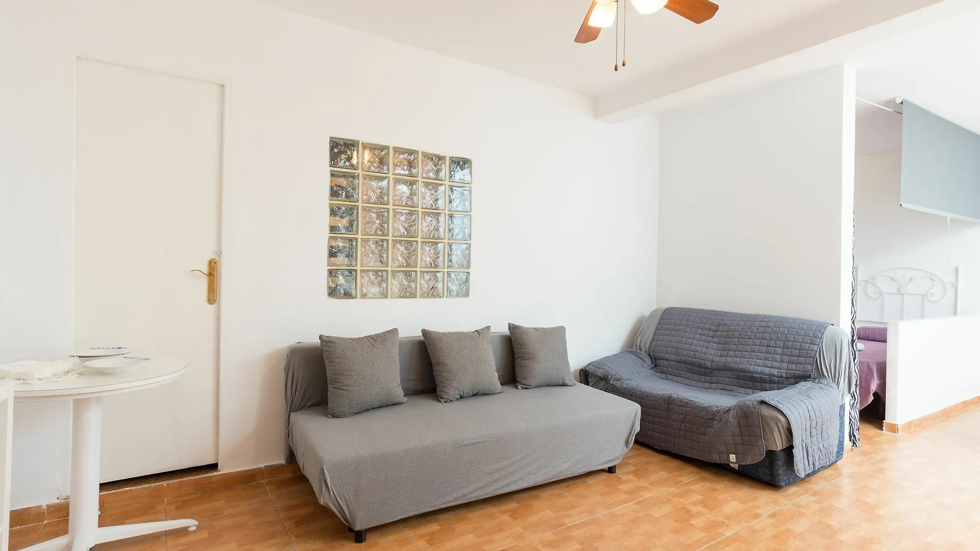 Marmoles Citycenter Malaga Apartment